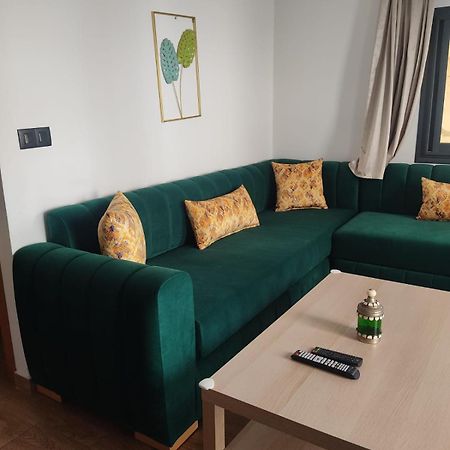 Appartement En M'Diq Centre Ville Pres De La Plage Ngoại thất bức ảnh