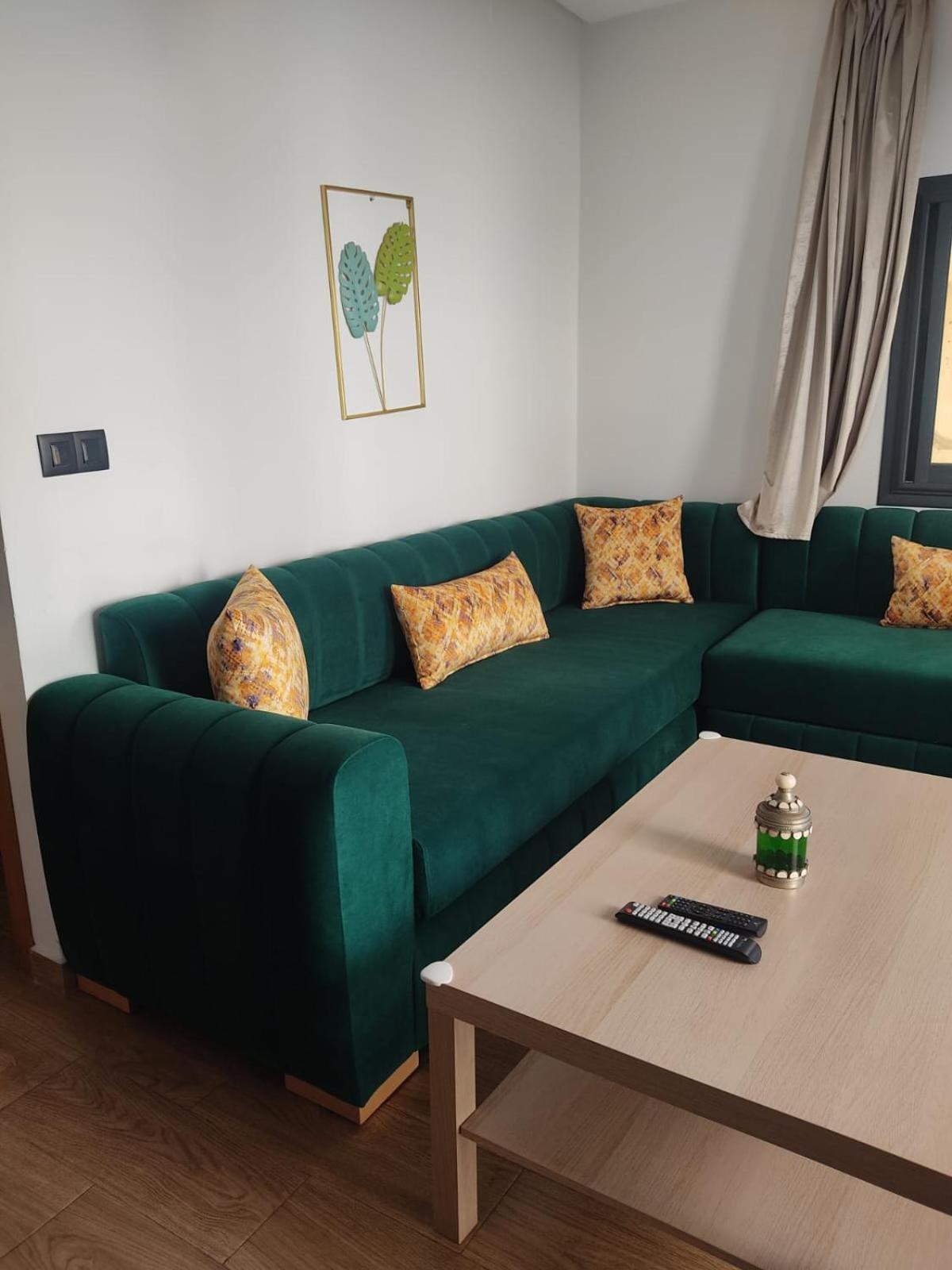 Appartement En M'Diq Centre Ville Pres De La Plage Ngoại thất bức ảnh