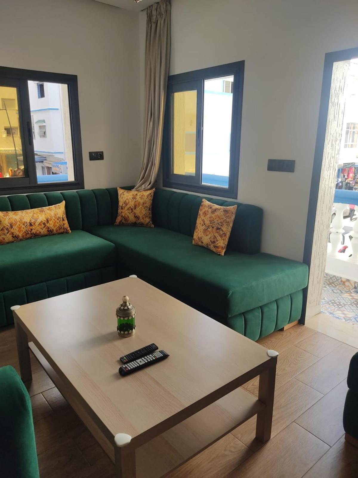 Appartement En M'Diq Centre Ville Pres De La Plage Ngoại thất bức ảnh