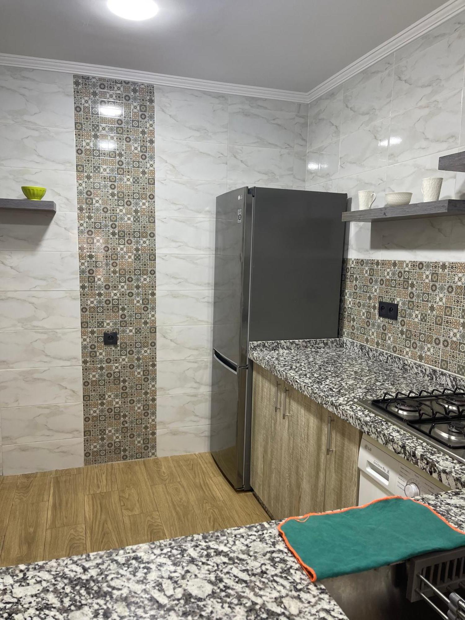 Appartement En M'Diq Centre Ville Pres De La Plage Ngoại thất bức ảnh